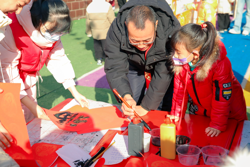 百瑞源愛(ài)心志愿者團(tuán)隊(duì)深入幼兒園傳播...