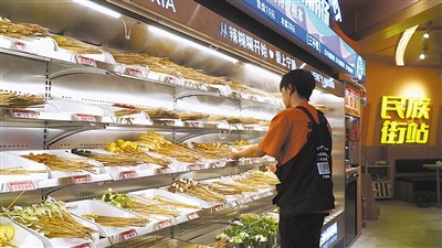     如今，寧夏辣糊糊店菜品豐富、環(huán)境宜人。