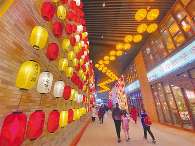<p>　　建發(fā)大閱城——銀川獨(dú)樹一幟的“網(wǎng)紅”商圈。</p>