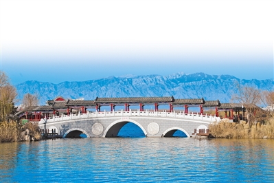 <p>　　閱海湖畔，天藍(lán)水清。本版圖片均本報(bào)記者　馬楠　攝</p>