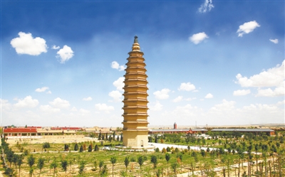 <p>　　韋州康濟(jì)寺塔</p>