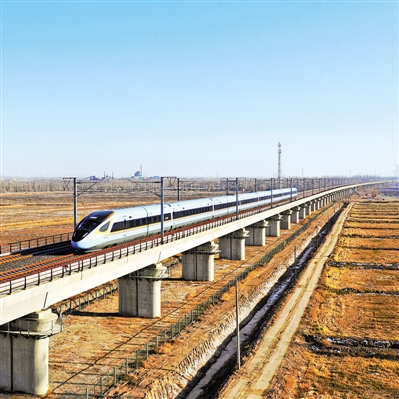 <p>　　2020年12月26日，銀西高鐵開(kāi)通運(yùn)營(yíng)，寧夏正式融入全國(guó)高鐵網(wǎng)。本報(bào)記者　王鼎　黨碩　攝</p>