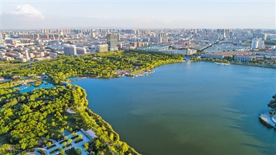 <p>　　湖城銀川，美麗興慶。</p>