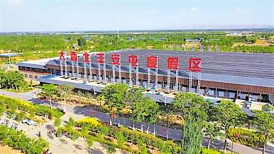 <p>　　置換閑置宅基地打造豐安屯景區(qū)。</p>
